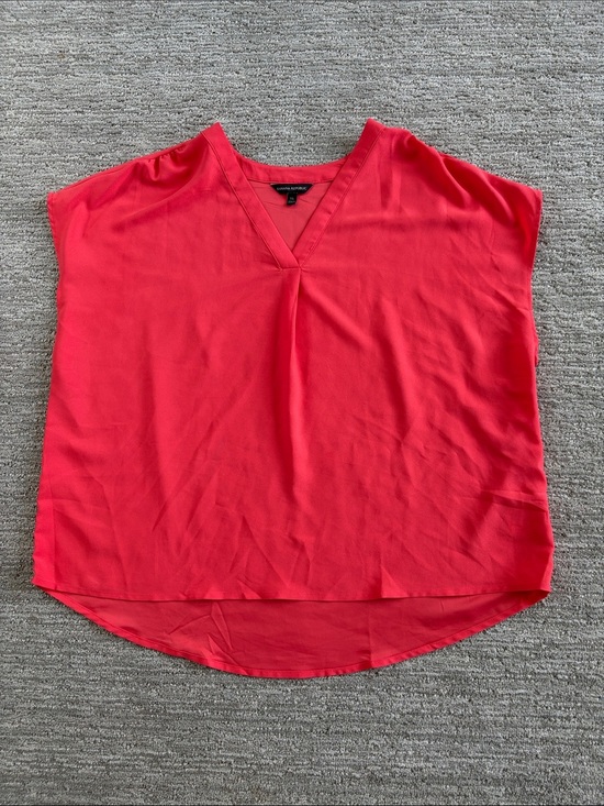 Banana Republic Tops - Banana Republic Coral-Pink V-Neck Cap-Sleeve Blouse